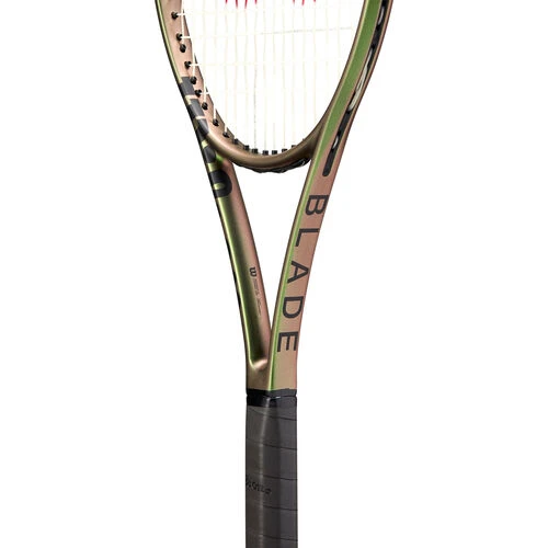 Wilson Blade 98 18X20 V8 Tour Racket 9 Wilson Blade 98 18X20 V8 Tour Racket - Image 7